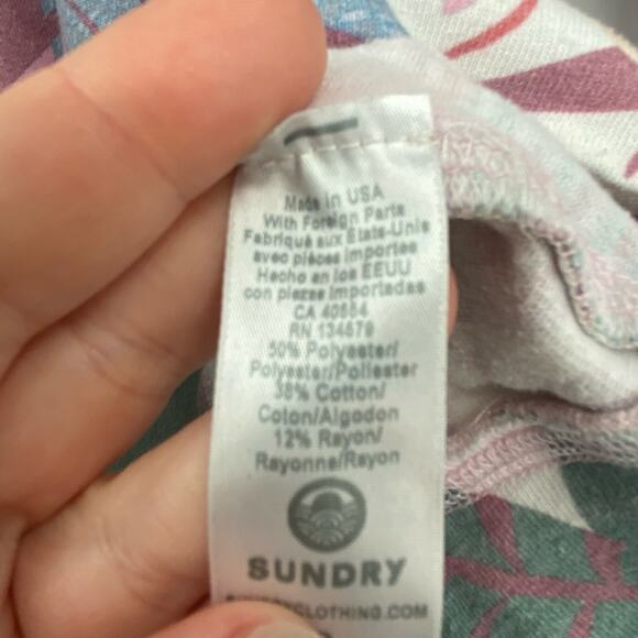 Sundry Women's Raglan Tropical Floral Pullover Sweatshirts Size Medium - Picture 10 of 12